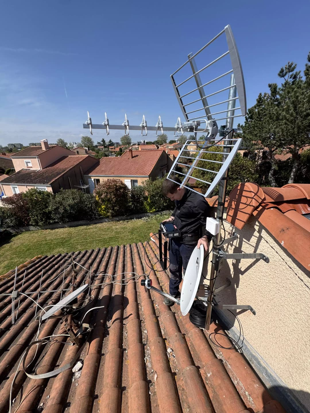 Dépannage d'une antenne collective dans un immeuble à Caujac vers Gaillac-Toulza